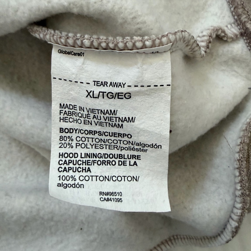 NWOT Under Armour Essential Fleece Hoodie - Picture 3 of 3